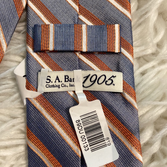 Jos.A.Bank Long Man Tie brand new with tags please see all pictures - Picture 4 of 12